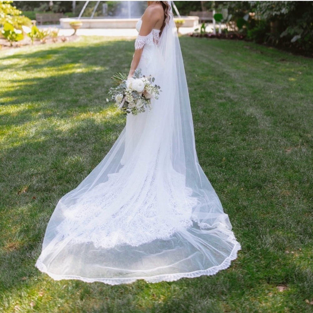 Grace Loves Lace White Bridal Gown with veil